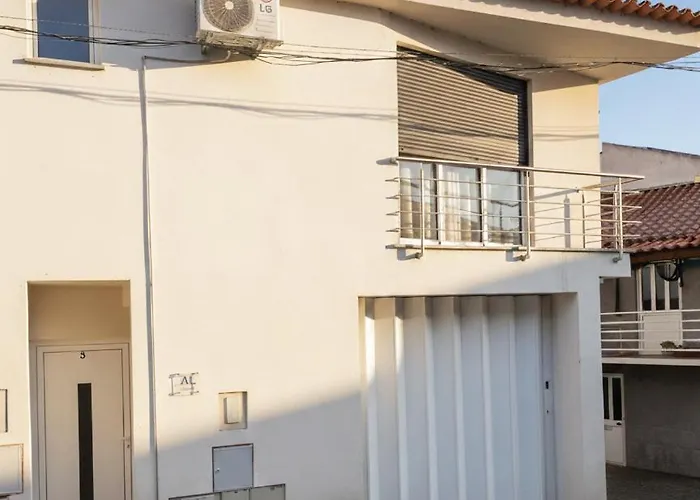 Casa Vinhas - O Teu Refugio No Coracao Da *